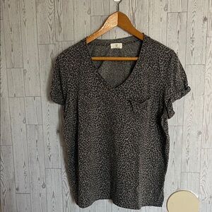 Anthropologie T.La Gray Leopard Print V-Neck Pocket Tee